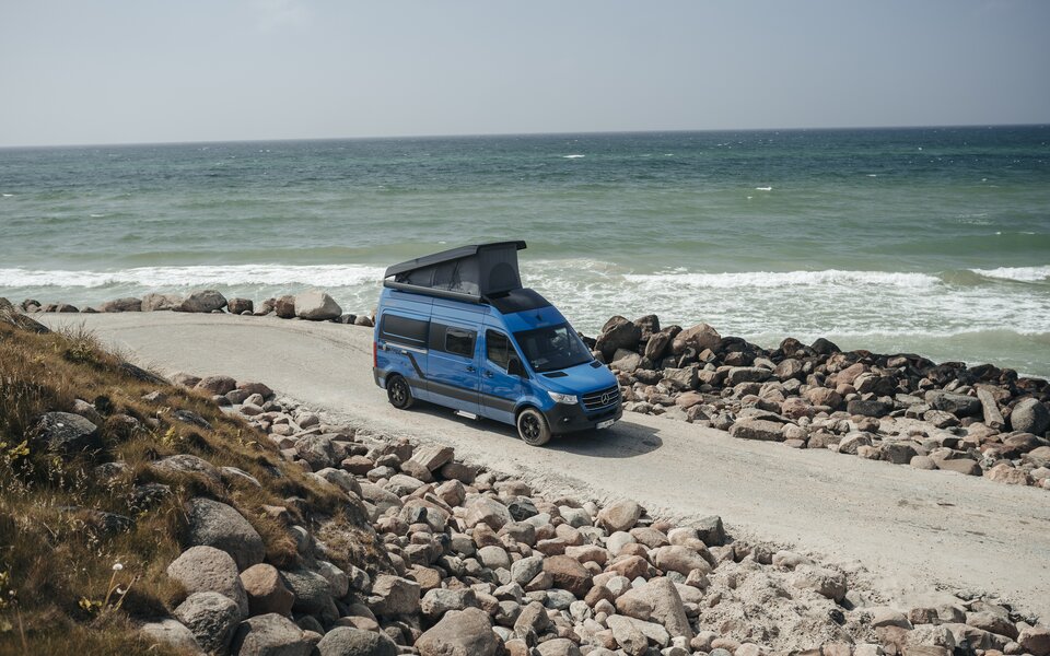 Persfoto | HYMER Free S Blue Evolution_beach