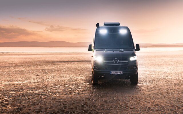 Hymer GCS Crossover auf dem Rossnowlaugh Strand